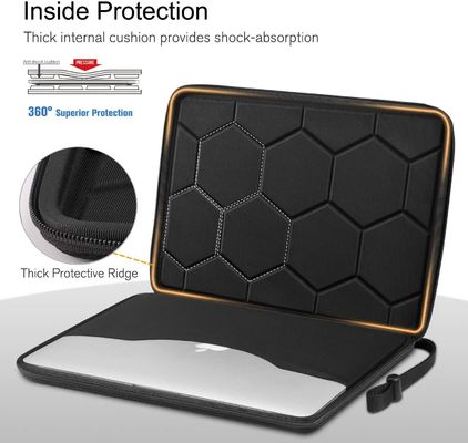 पानी प्रतिरोधी ईवीए लैपटॉप आस्तीन 13 इंच सुरक्षात्मक मामले सुरक्षित ले जाने के लिए टिकाऊ 1680d पॉलिएस्टर सतह की विशेषता